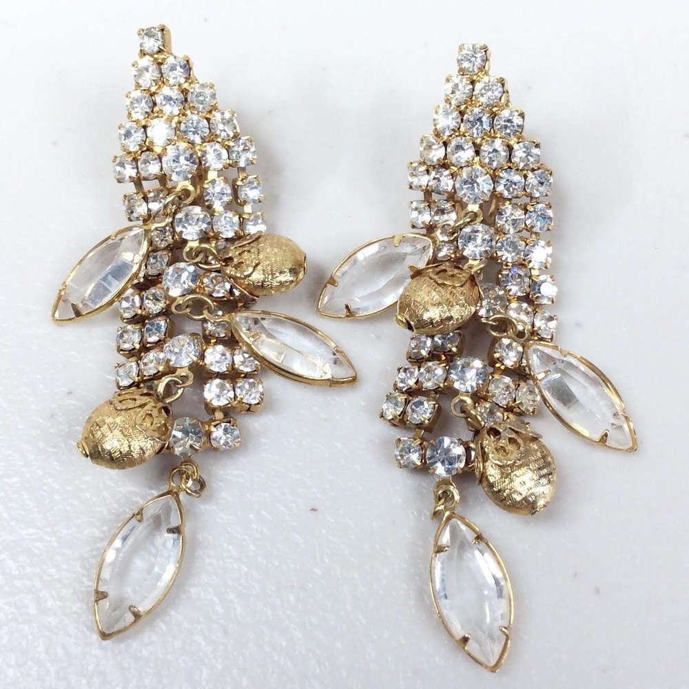 Vintage D&E Juliana Waterfall Crystal Clip On Earrings Beaded Rhinestones Gold